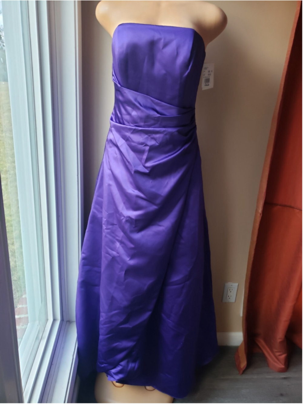 David’s Bridal Purple Strappless Bridesmaid Wedding Dress Size 14.